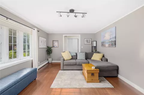 Living - 70 Broadbent St, Warwick, RI 02886 photo 3 of 4