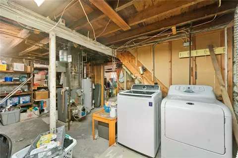 160 Crawford St, Woonsocket, RI 02895 photo 22