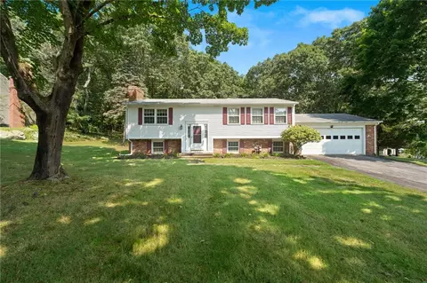 55 Bryant Dr, North Kingstown, RI 02852