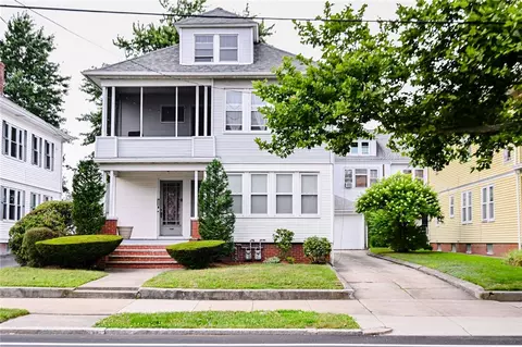 148 Mt Pleasant Ave, Providence, RI 02908