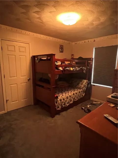 28 Cameron Ct, Warwick, RI 02886 photo 14