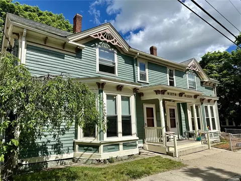 125 Park Ave, Woonsocket, RI 02895