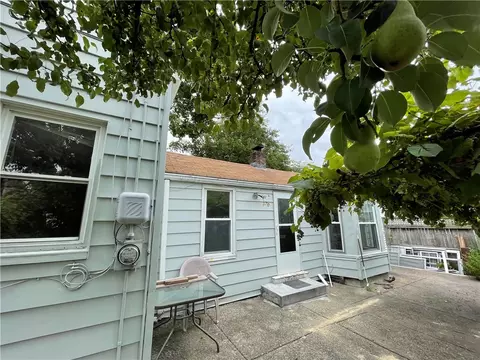 370 Pleasant St, Pawtucket, RI 02860