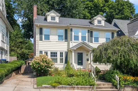 22 President Ave, Providence, RI 02906