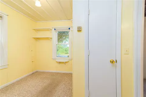 Bedroom - 316 Middlebridge Rd, South Kingstown, RI 02879 photo 1 of 4