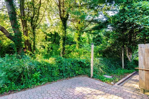 Exterior - 316 Middlebridge Rd, South Kingstown, RI 02879 photo 15 of 16
