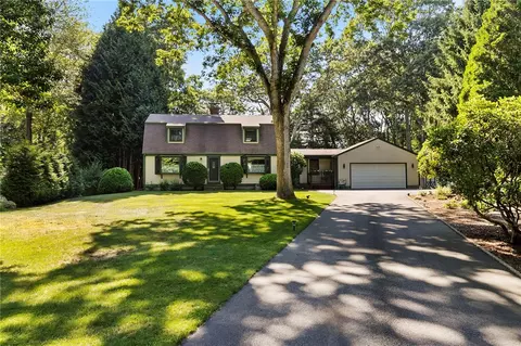 151 Westwind Rd, South Kingstown, RI 02879