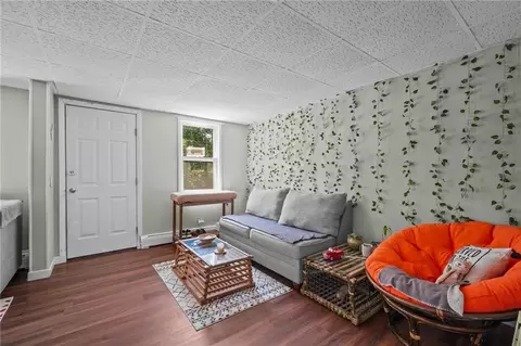 215 Knight St, Warwick, RI 02886 photo 7