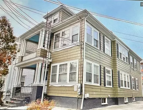 43 Woodman St, Providence, RI 02907