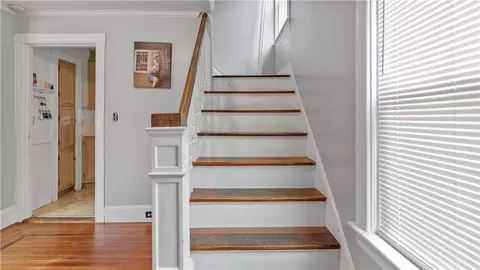 Entry Way - 4 Whitcomb Rd, Riverside, RI 02915 photo 1 of 4