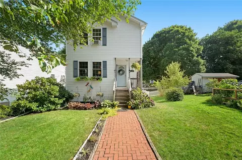 35 Tucker Ave, South Kingstown, RI 02879