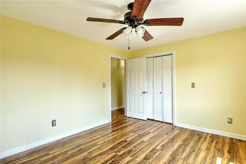 Bedroom - 104 Levesque St, Warwick, RI 02886 photo 2 of 6