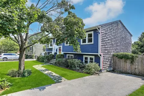 Exterior - 104 Levesque St, Warwick, RI 02886 photo 3 of 12