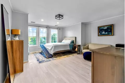 Bedroom - 150 Old Mill Blvd, Warwick, RI 02889 photo 2 of 4