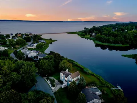 View/Area - 150 Old Mill Blvd, Warwick, RI 02889 photo 2 of 12