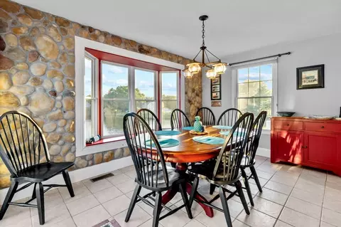 Dining - 150 Old Mill Blvd, Warwick, RI 02889 photo 2 of 2