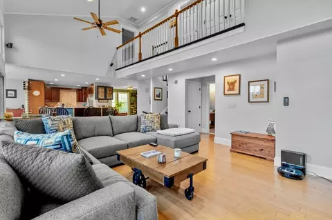 Living - 150 Old Mill Blvd, Warwick, RI 02889 photo 4 of 5