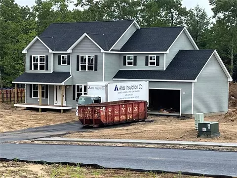 23 Cassidy Trl, Coventry, RI 02816