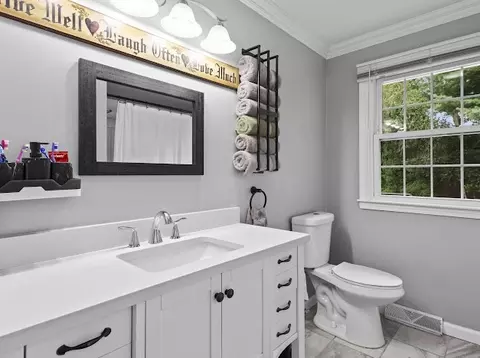 46 Sprague Ave, Warwick, RI 02889 photo 22