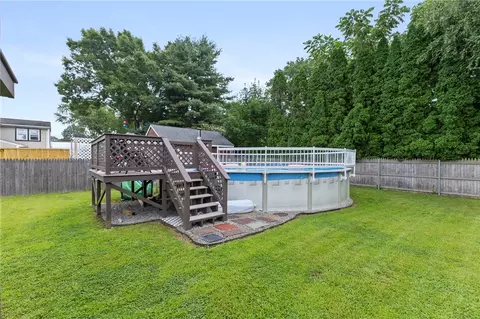 46 Sprague Ave, Warwick, RI 02889 photo 5