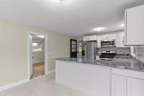11 Blue Stone Dr, Woonsocket, RI 02895 photo 12