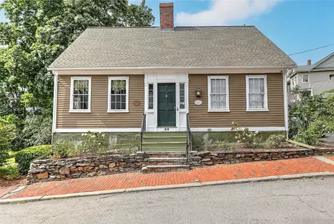 30 Fruit St, Pawtucket, RI 02860