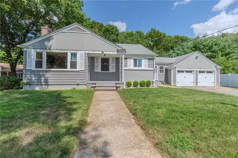 1270 Pippin Orchard Rd, Cranston, RI 02921