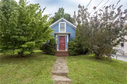 4 Terrace Ave, West Warwick, RI 02893