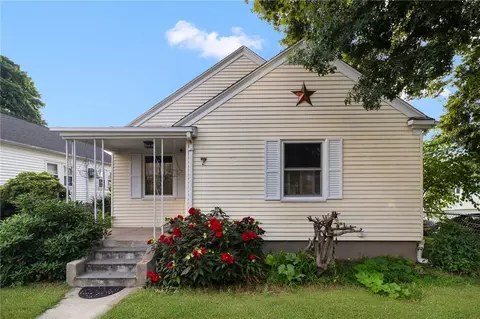 58 Hazael St, Providence, RI 02908