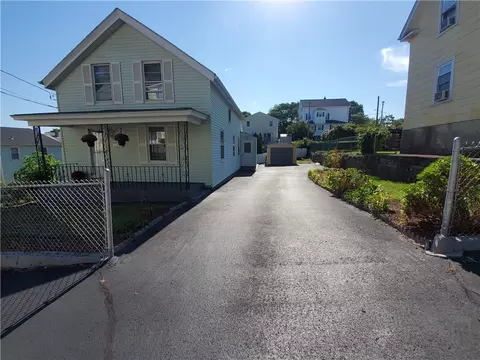 98 First St, East Providence, RI 02914