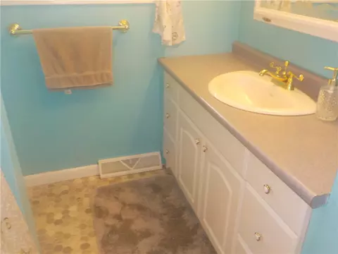 Bath - 153 Lefrancois Blvd, Woonsocket, RI 02895 photo 1 of 3