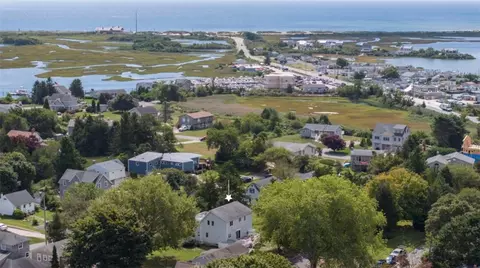 63 Atlantic St, South Kingstown, RI 02879