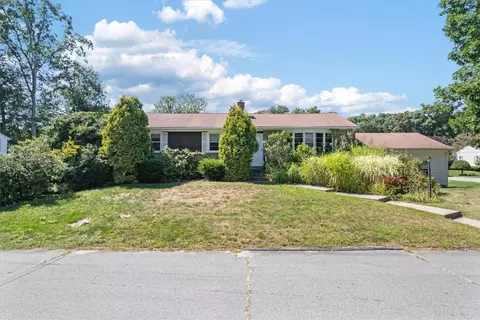 56 Mark Allen Dr, Warwick, RI 02886