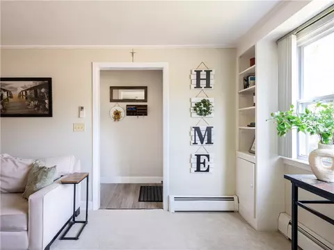 60 Inez Ave, Warwick, RI 02886 photo 4