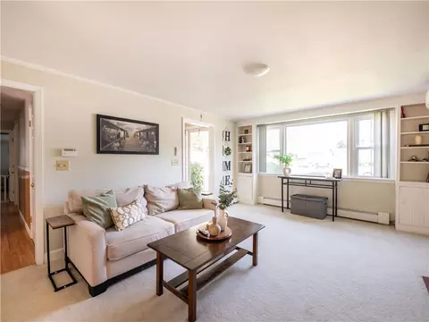 60 Inez Ave, Warwick, RI 02886 photo 6