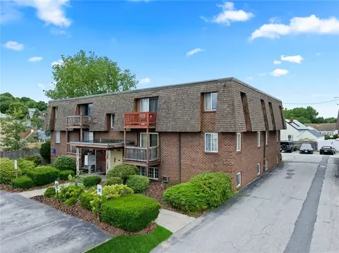 10 Josephine St #309, North Providence, RI 02904
