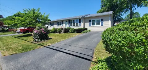 Exterior - 47 Foxcroft Ave, Warwick, RI 02889 photo 8 of 9