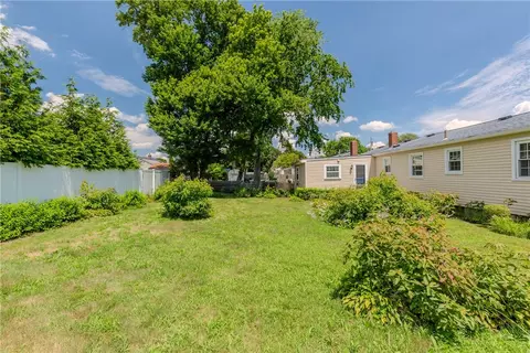 Exterior - 47 Foxcroft Ave, Warwick, RI 02889 photo 6 of 9