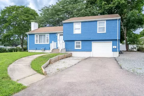 85 Weeden Dr, East Greenwich, RI 02818