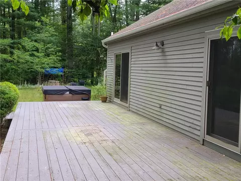 17 North Rd, Foster, RI 02825 photo 8