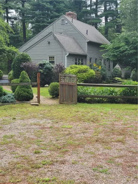 17 North Rd, Foster, RI 02825 photo 4