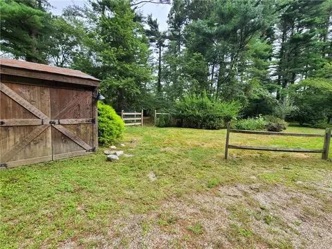 17 North Rd, Foster, RI 02825 photo 12