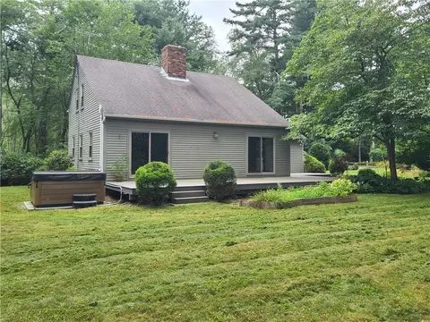17 North Rd, Foster, RI 02825 photo 3