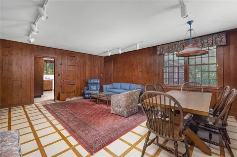 200 Highcrest Rd, Fall River, MA 02720 photo 5
