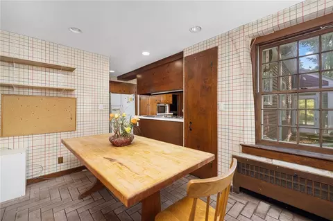 200 Highcrest Rd, Fall River, MA 02720 photo 11