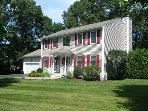 15 Arbor Dr, Coventry, RI 02816