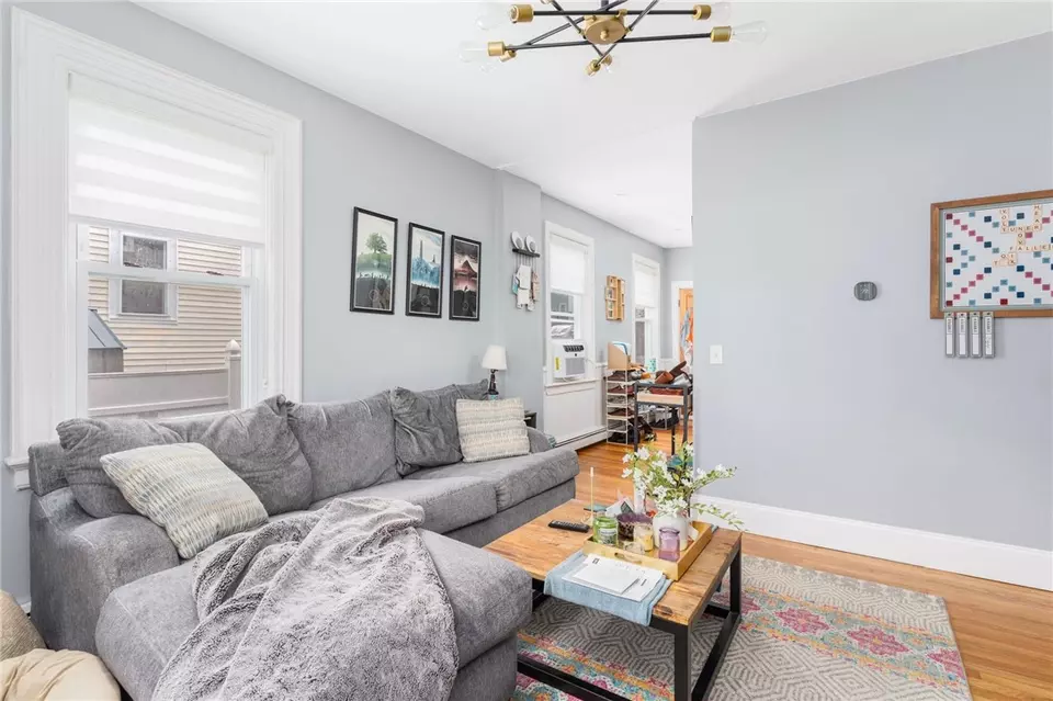 Living - 44 Padelford St, Providence, RI 02906 photo 2 of 5