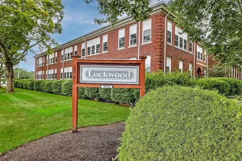 3524 Shore Rd #510, Warwick, RI 02886