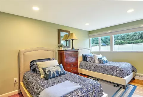 Bedroom - 30 Lisa Ln, Warwick, RI 02889 photo 3 of 3