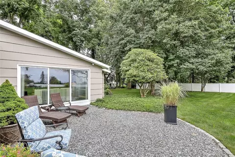 Exterior - 30 Lisa Ln, Warwick, RI 02889 photo 9 of 13